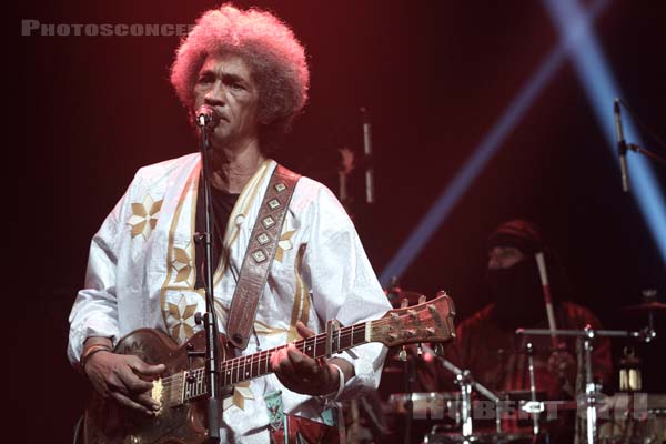 TINARIWEN - 2016-11-21 - PARIS - Le Bataclan - 